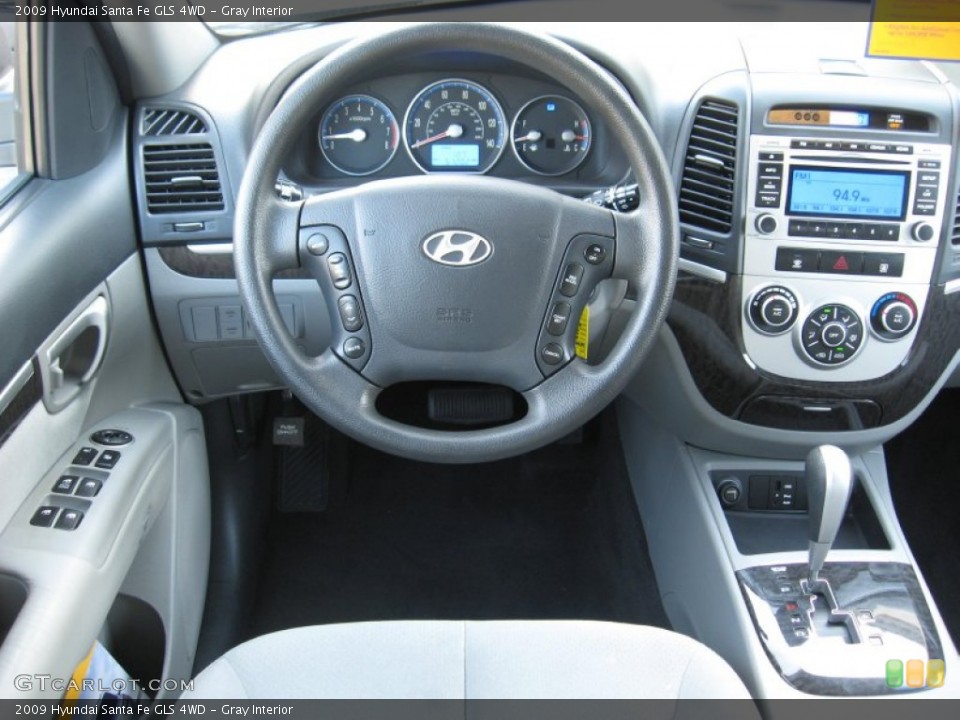Gray Interior Dashboard for the 2009 Hyundai Santa Fe GLS 4WD #79867684