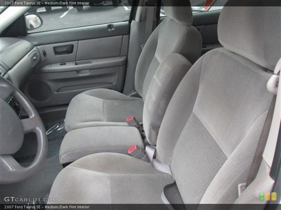 Medium/Dark Flint Interior Photo for the 2007 Ford Taurus SE #79887711