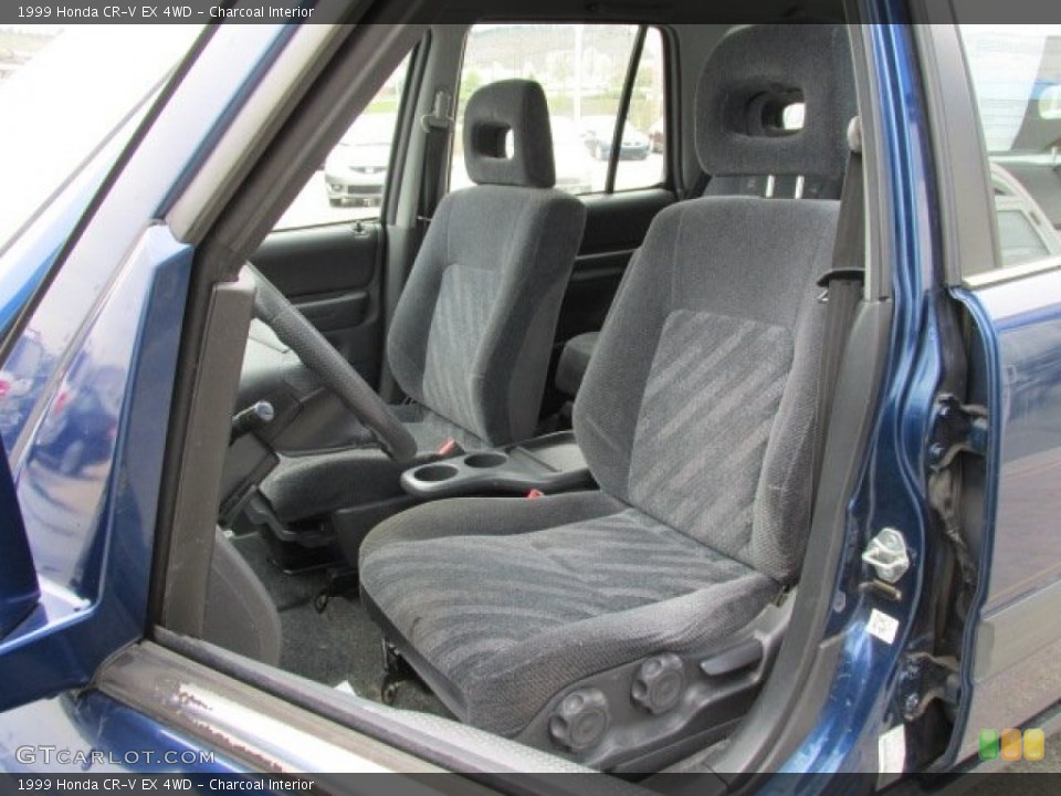 Charcoal Interior Photo for the 1999 Honda CR-V EX 4WD #79890251