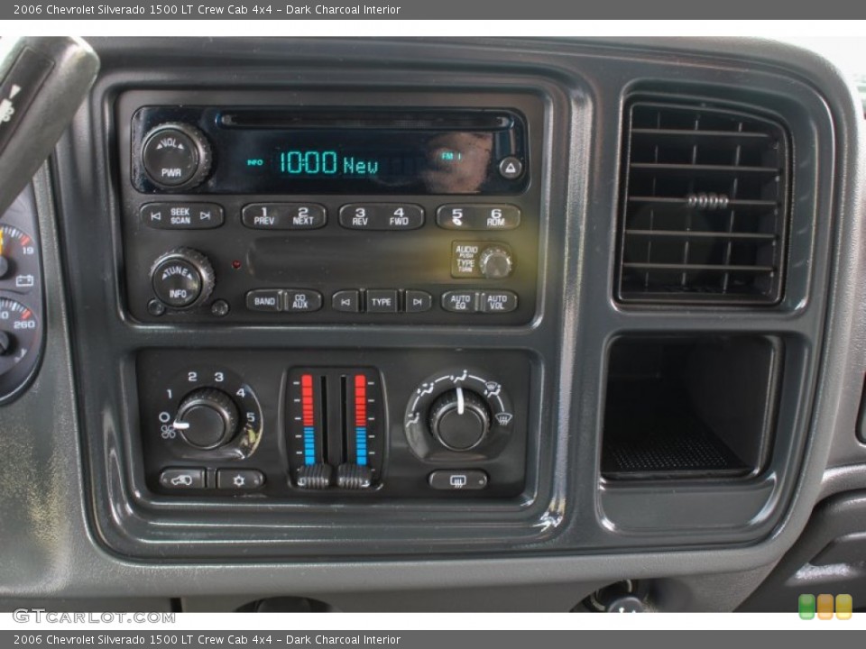 Dark Charcoal Interior Controls for the 2006 Chevrolet Silverado 1500 LT Crew Cab 4x4 #79891587