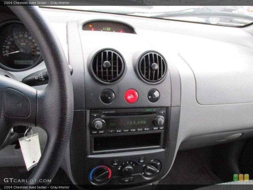 Gray Interior Controls for the 2004 Chevrolet Aveo Sedan #79893396