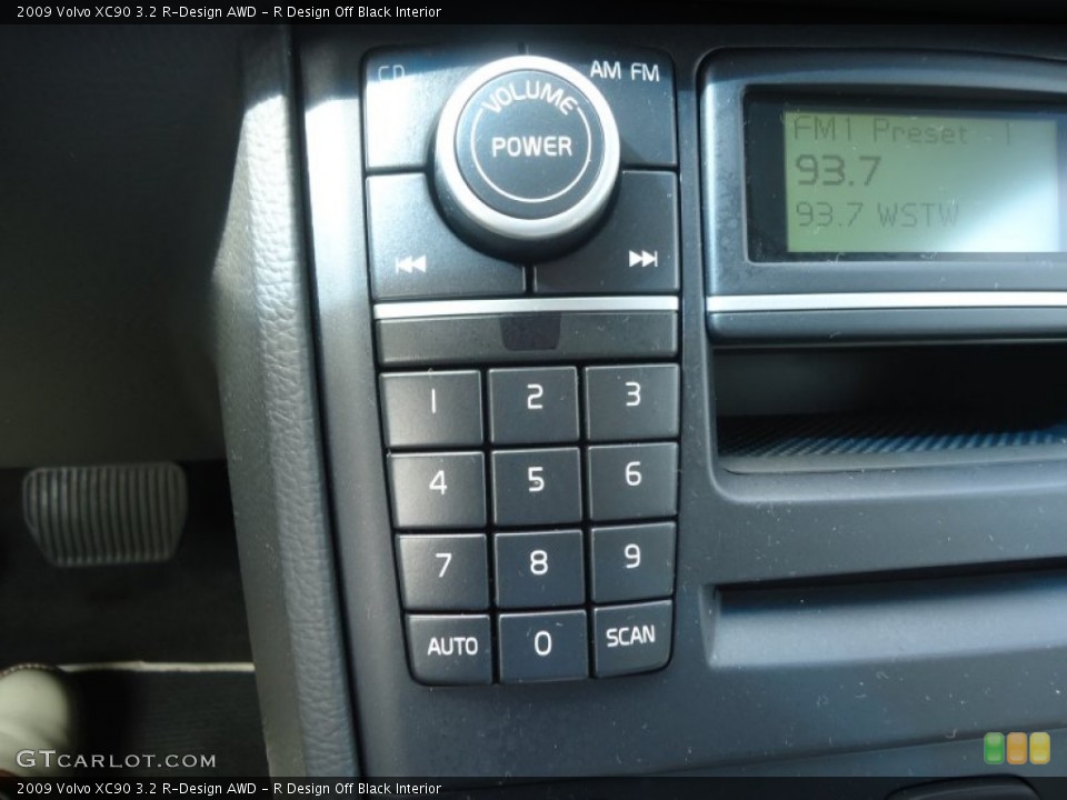 R Design Off Black Interior Controls for the 2009 Volvo XC90 3.2 R-Design AWD #79894850