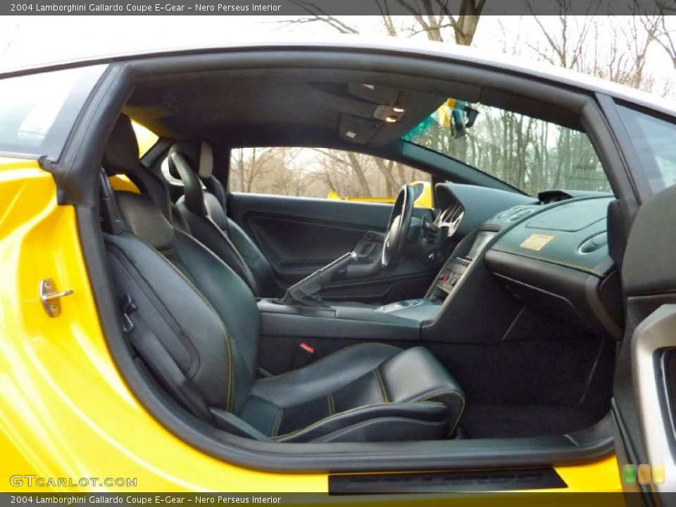 Nero Perseus Interior Photo for the 2004 Lamborghini Gallardo Coupe E-Gear #79899540