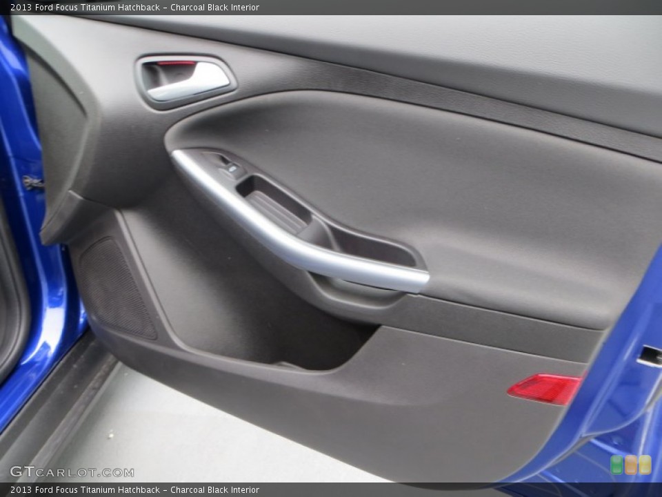 Charcoal Black Interior Door Panel for the 2013 Ford Focus Titanium Hatchback #79899651