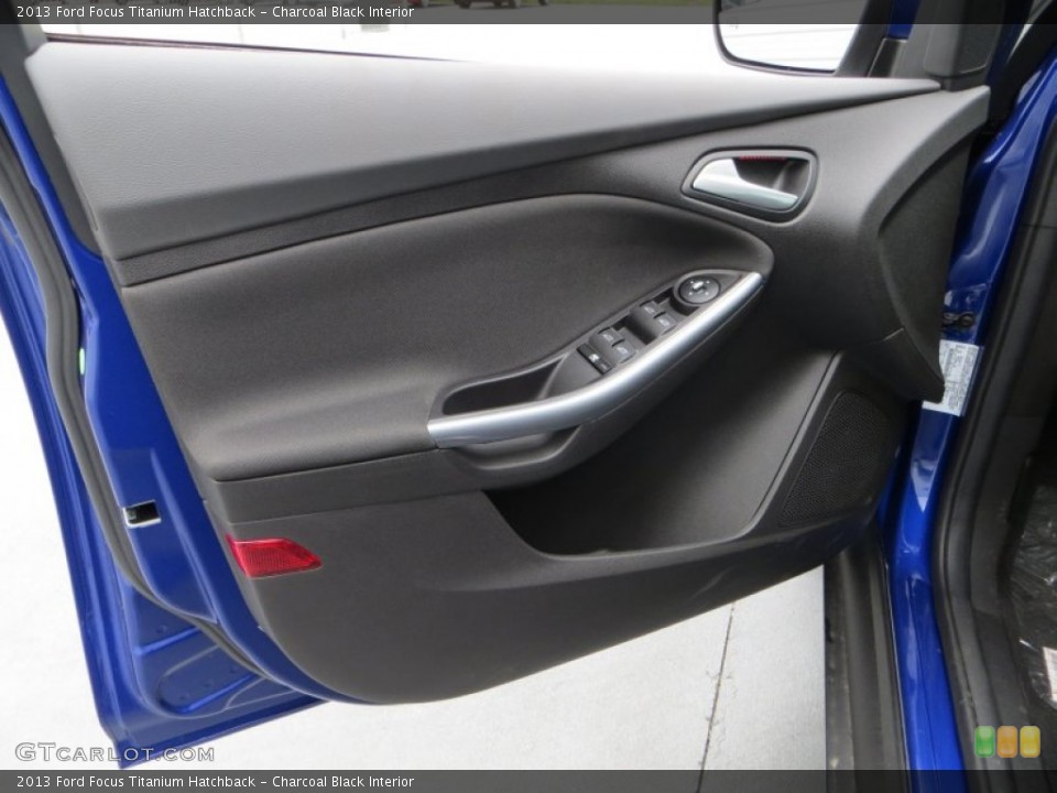 Charcoal Black Interior Door Panel for the 2013 Ford Focus Titanium Hatchback #79899773
