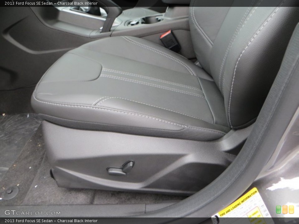 Charcoal Black Interior Front Seat for the 2013 Ford Focus SE Sedan #79900522