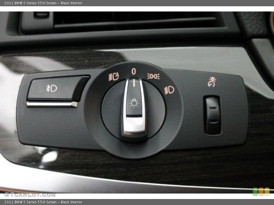 Black Interior Controls for the 2011 BMW 5 Series 550i Sedan #79906959