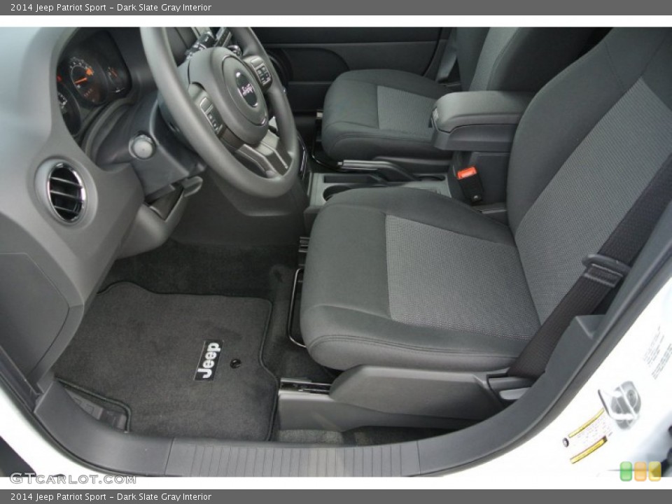 Dark Slate Gray Interior Photo for the 2014 Jeep Patriot Sport #79957826