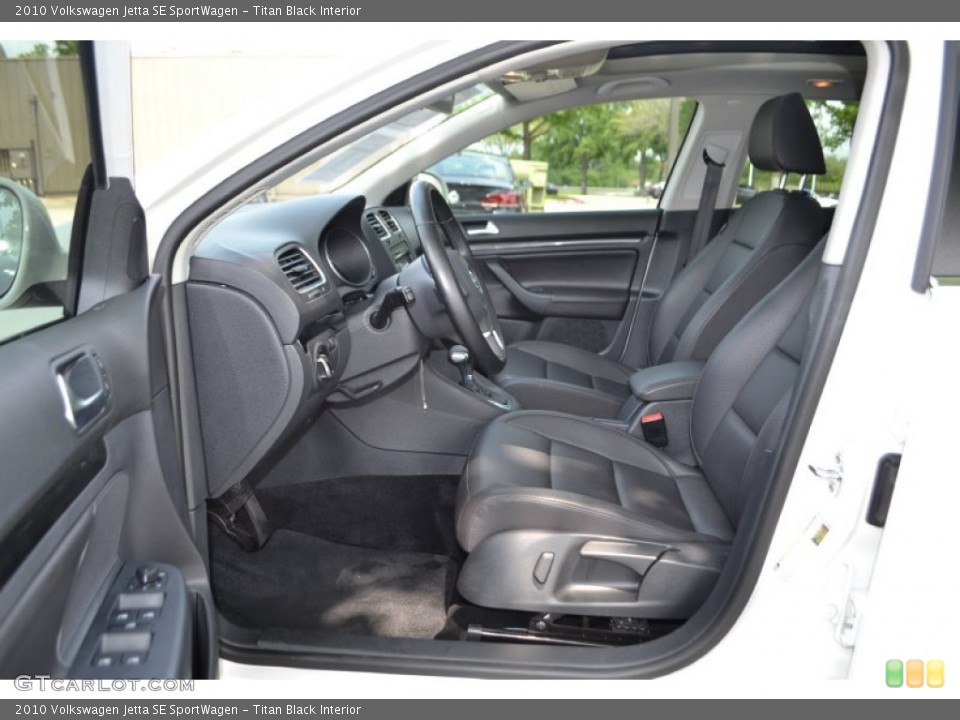 Titan Black Interior Photo for the 2010 Volkswagen Jetta SE SportWagen #79959910