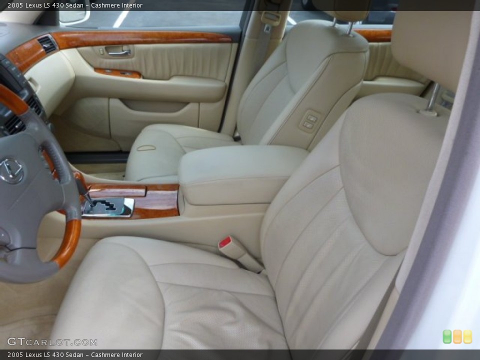 Cashmere Interior Photo for the 2005 Lexus LS 430 Sedan #79960254