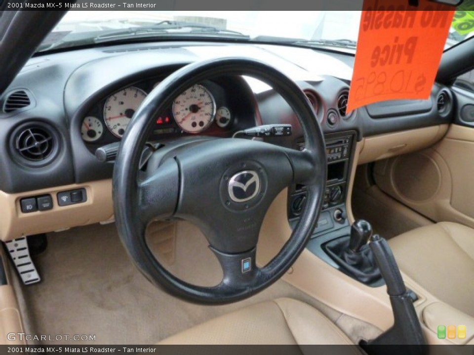 Tan Interior Dashboard for the 2001 Mazda MX-5 Miata LS Roadster #79978197