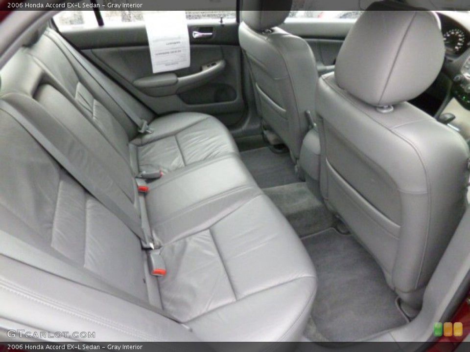 Gray Interior Rear Seat for the 2006 Honda Accord EX-L Sedan #79984430