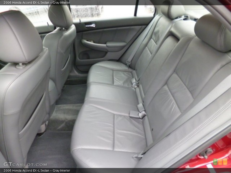 Gray Interior Rear Seat for the 2006 Honda Accord EX-L Sedan #79984445
