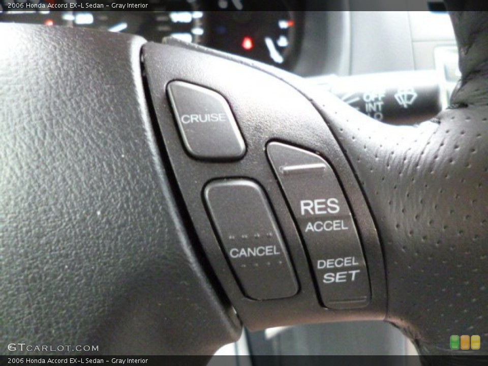 Gray Interior Controls for the 2006 Honda Accord EX-L Sedan #79984539