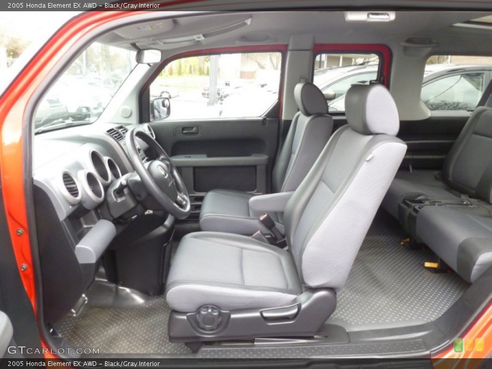 Black/Gray Interior Photo for the 2005 Honda Element EX AWD #79991522