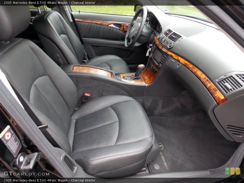 Charcoal Interior Photo for the 2005 Mercedes-Benz E 500 4Matic Wagon #79994603