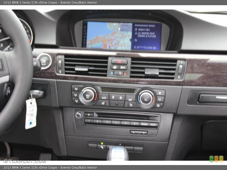 Everest Grey/Black Interior Controls for the 2013 BMW 3 Series 328i xDrive Coupe #80001072
