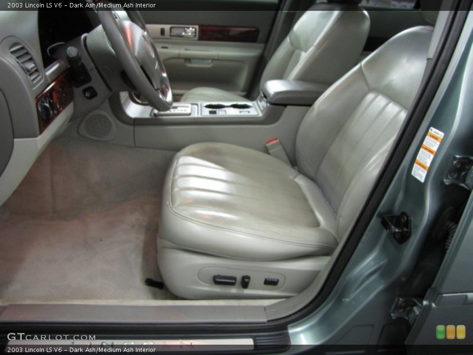Dark Ash/Medium Ash Interior Photo for the 2003 Lincoln LS V6 #80008482