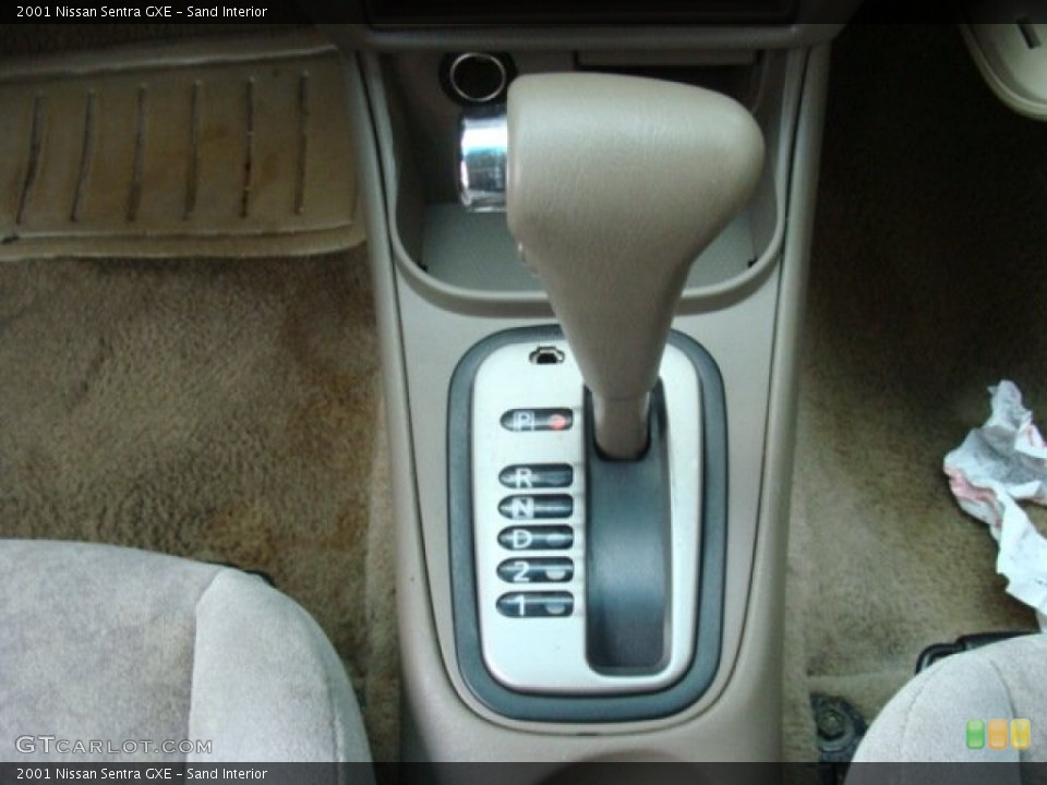 Sand 2001 Nissan Sentra Interiors