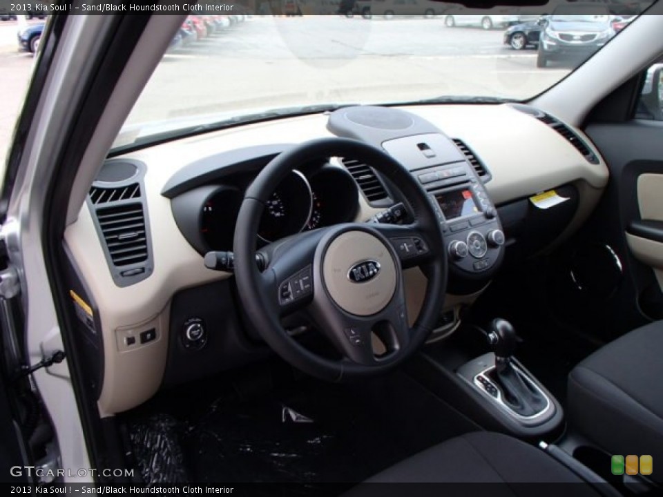 Sand/Black Houndstooth Cloth Interior Dashboard for the 2013 Kia Soul ! #80018672