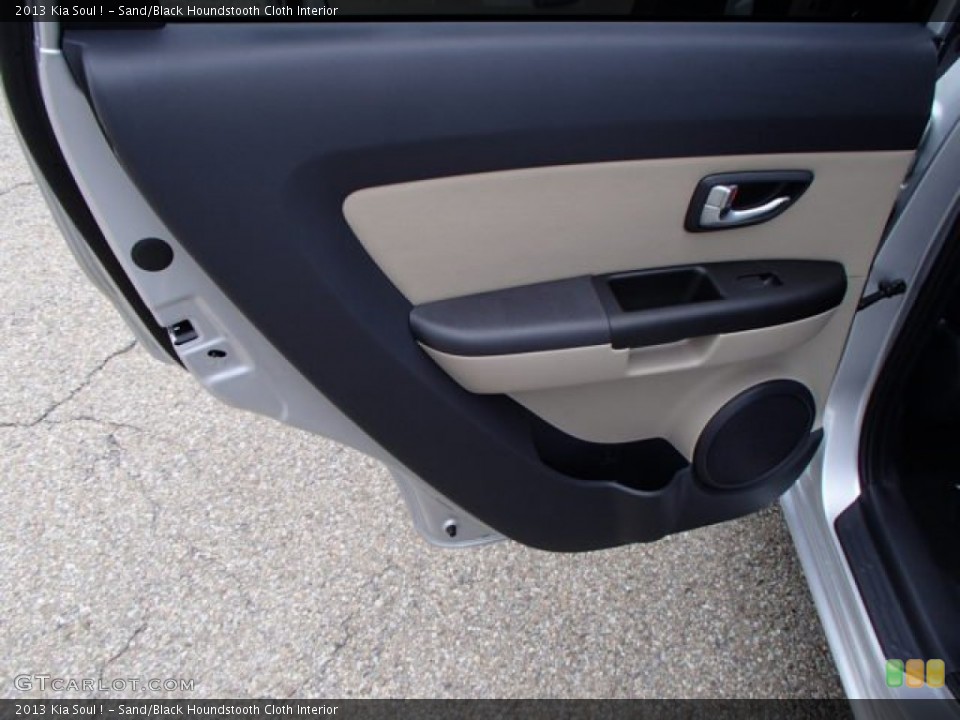 Sand/Black Houndstooth Cloth Interior Door Panel for the 2013 Kia Soul ! #80018738