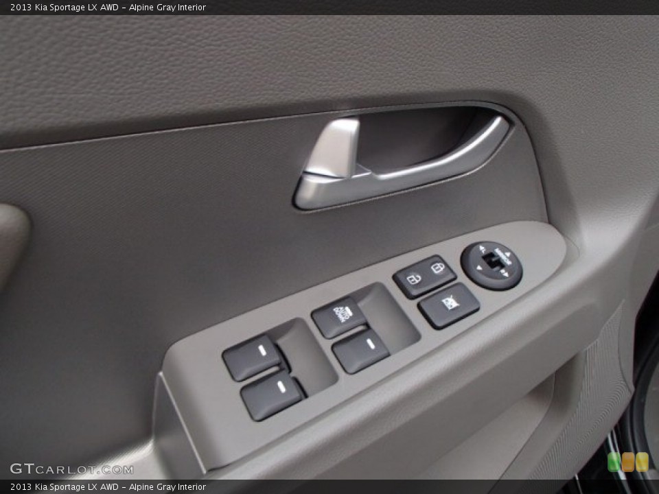 Alpine Gray Interior Controls for the 2013 Kia Sportage LX AWD #80019074