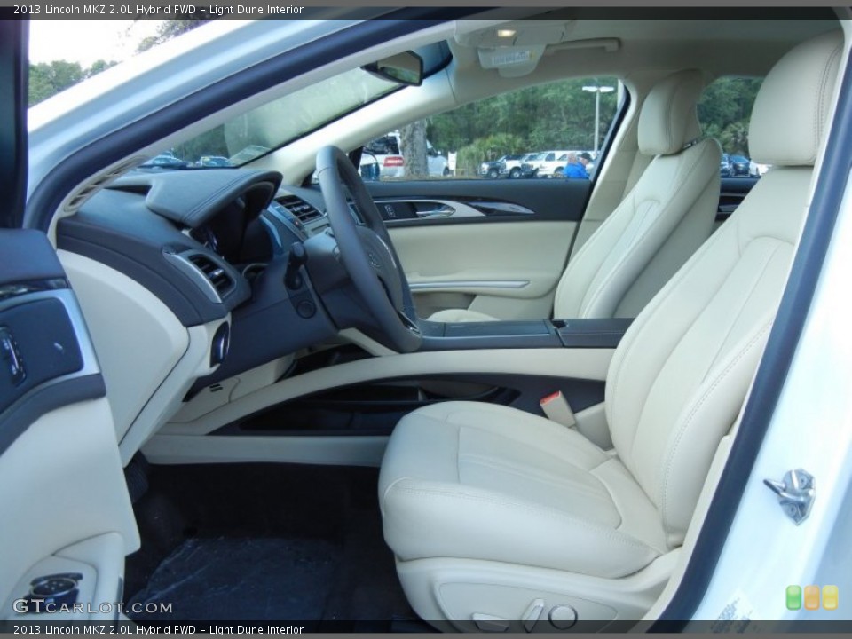 Light Dune Interior Photo for the 2013 Lincoln MKZ 2.0L Hybrid FWD #80027564