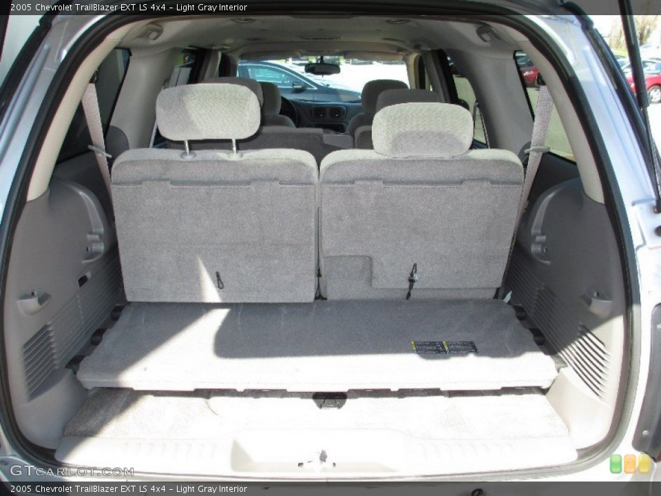 Light Gray Interior Trunk for the 2005 Chevrolet TrailBlazer EXT LS 4x4 #80052932