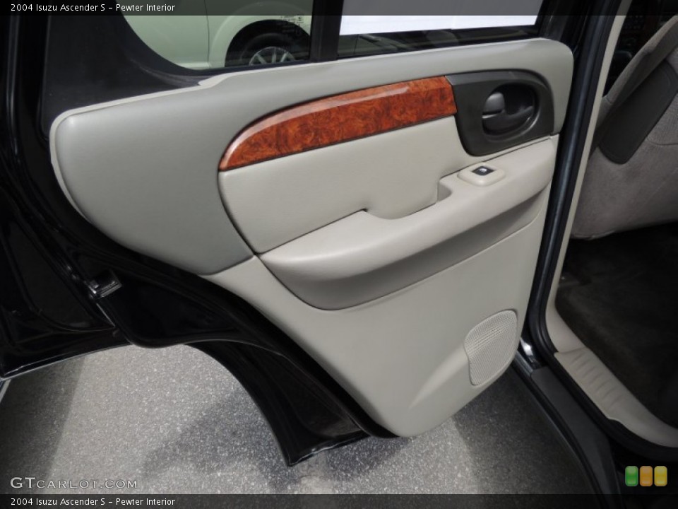 Pewter Interior Door Panel for the 2004 Isuzu Ascender S #80079093