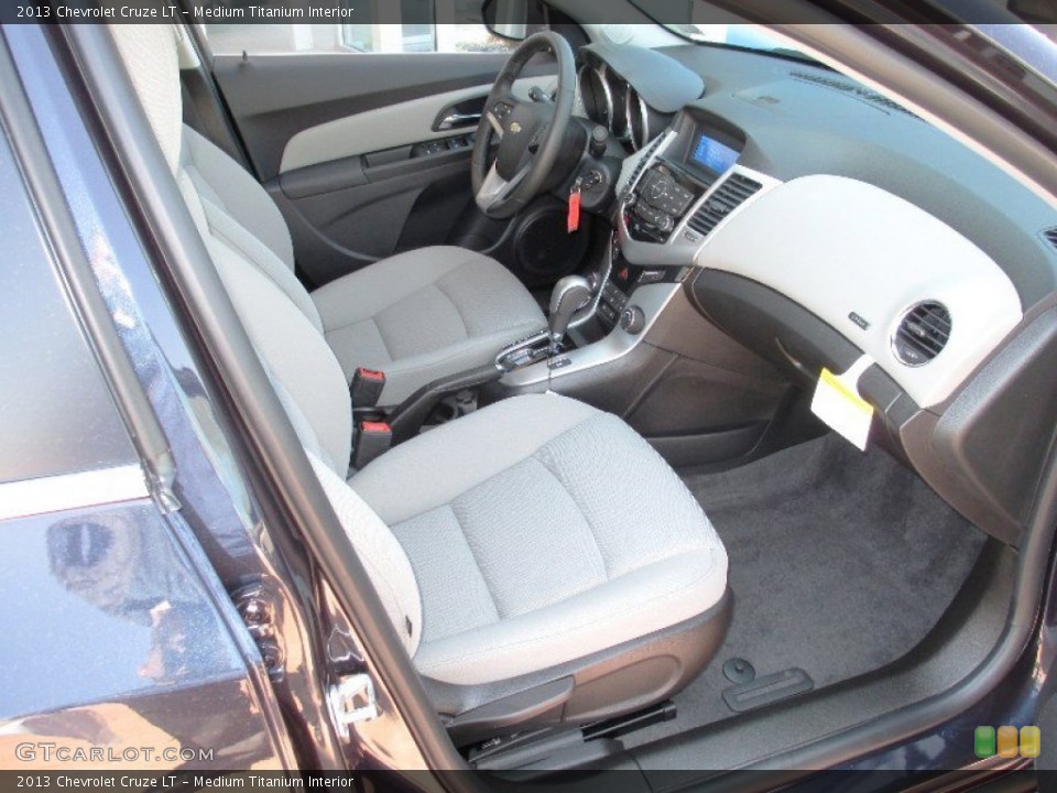 Medium Titanium Interior Photo for the 2013 Chevrolet Cruze LT #80085618