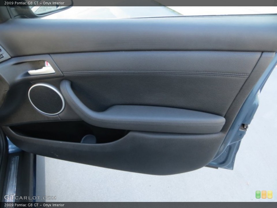 Onyx Interior Door Panel for the 2009 Pontiac G8 GT #80086645