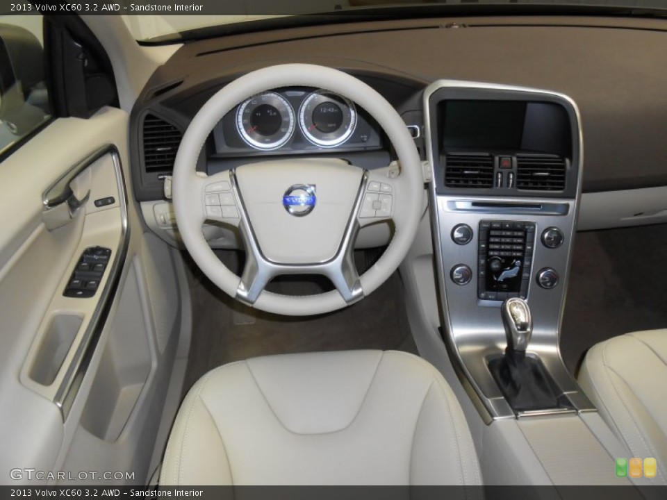 Sandstone Interior Dashboard for the 2013 Volvo XC60 3.2 AWD #80087057