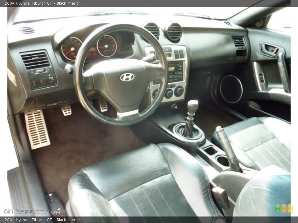 Black Interior Photo for the 2004 Hyundai Tiburon GT #80103724