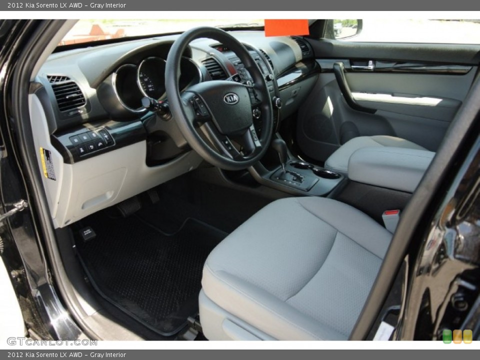 Gray Interior Photo for the 2012 Kia Sorento LX AWD #80105443