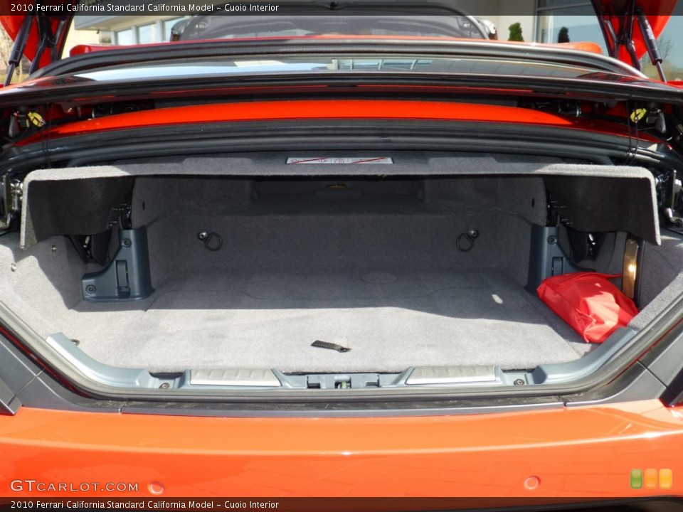 Cuoio Interior Trunk for the 2010 Ferrari California  #80112653