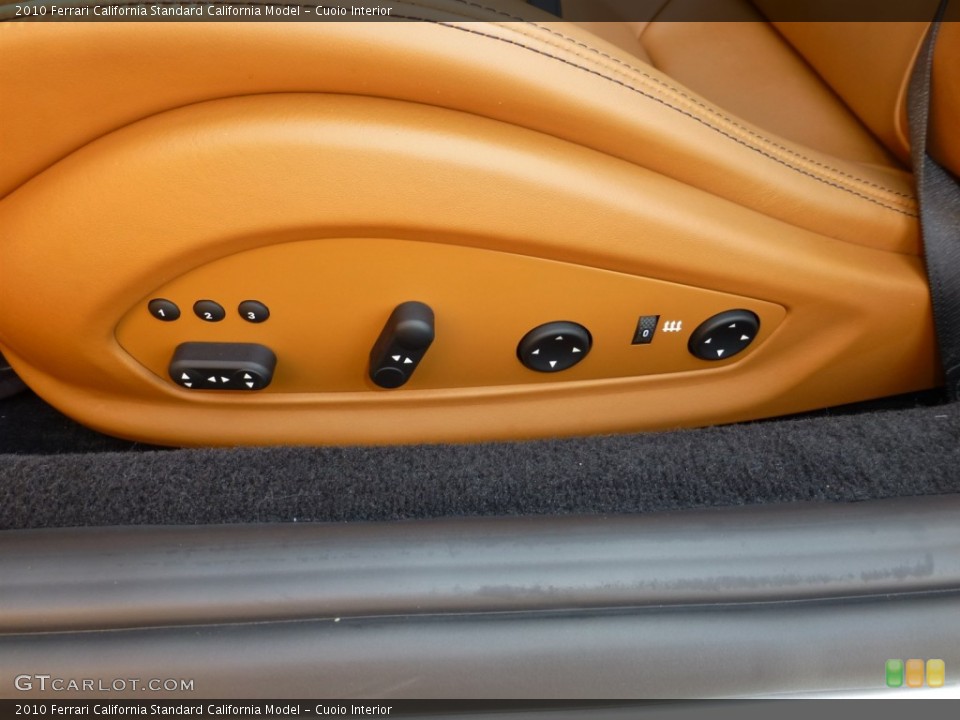 Cuoio Interior Controls for the 2010 Ferrari California  #80112755