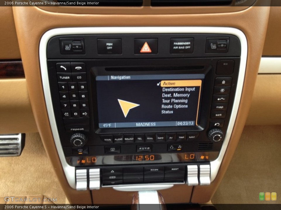 Havanna/Sand Beige Interior Controls for the 2006 Porsche Cayenne S #80126837