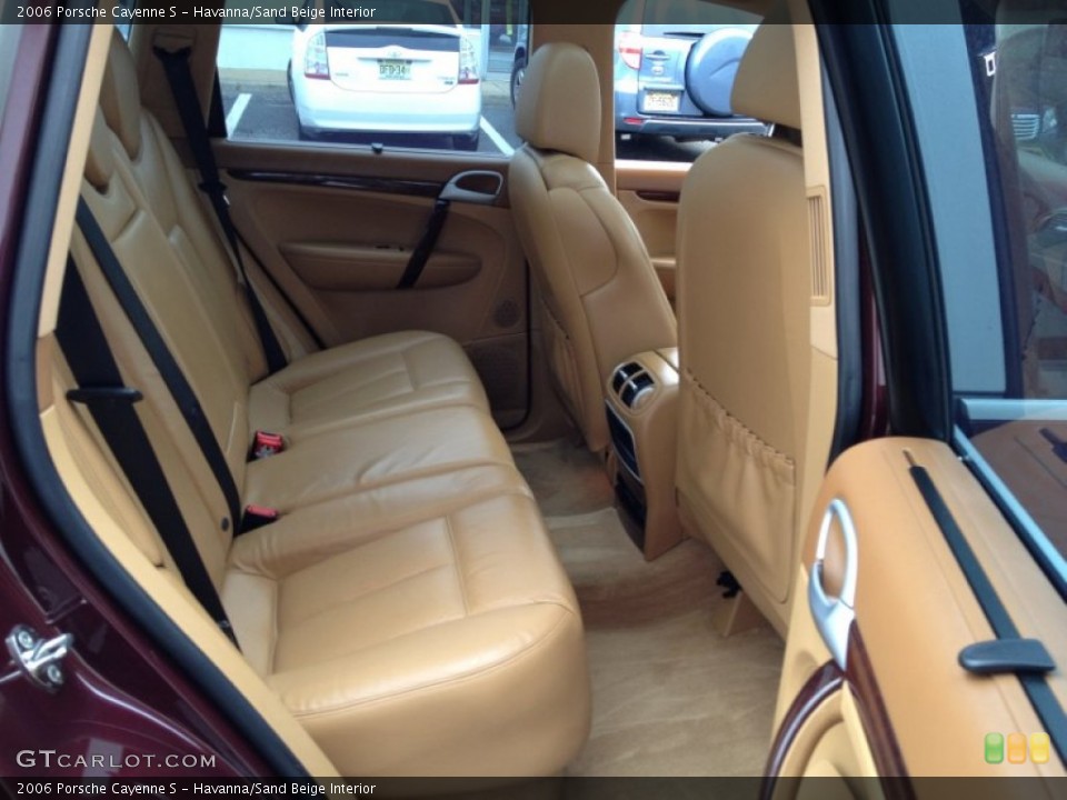 Havanna/Sand Beige Interior Rear Seat for the 2006 Porsche Cayenne S #80126985
