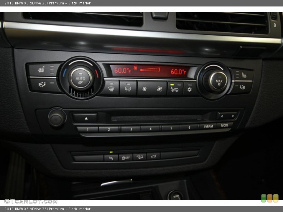 Black Interior Controls for the 2013 BMW X5 xDrive 35i Premium #80151870