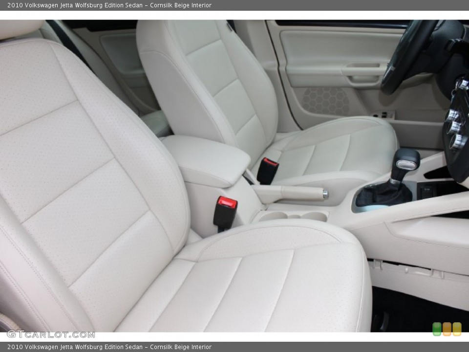 Cornsilk Beige Interior Photo for the 2010 Volkswagen Jetta Wolfsburg Edition Sedan #80155299