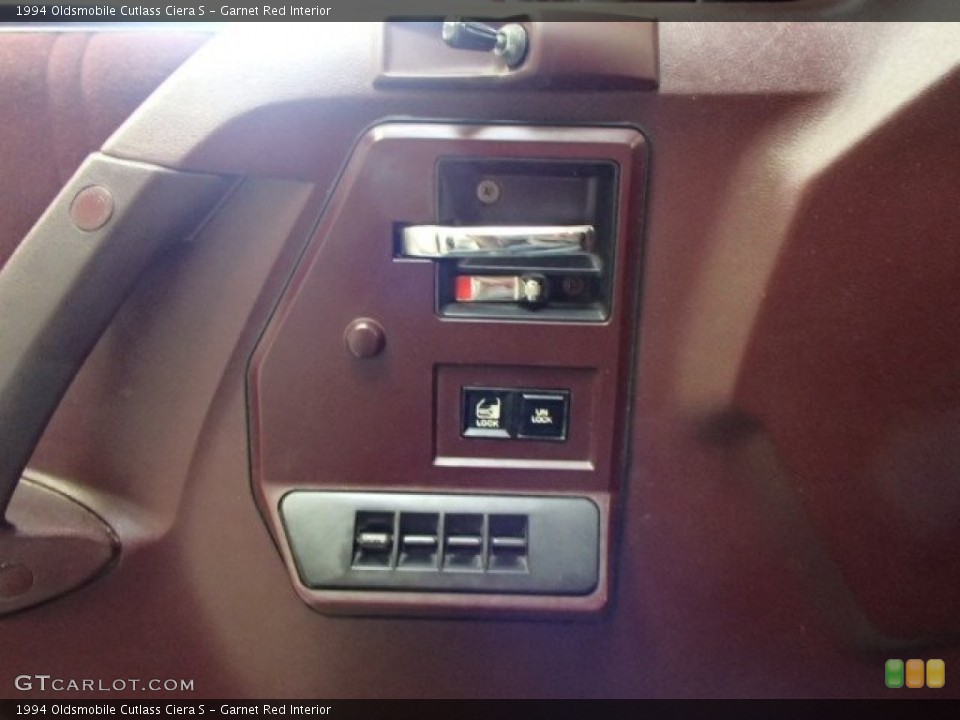 Garnet Red Interior Controls for the 1994 Oldsmobile Cutlass Ciera S #80175424