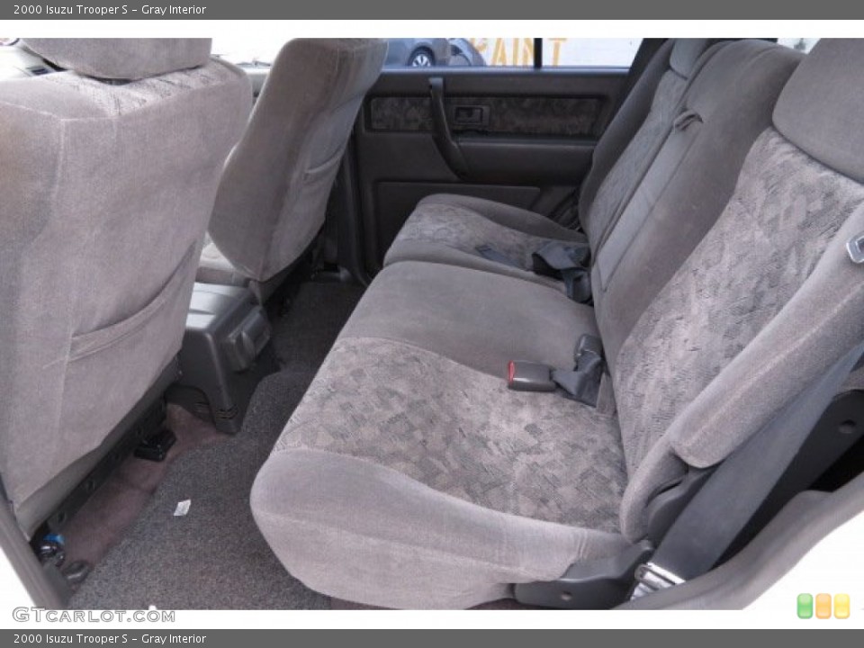 Gray Interior Rear Seat for the 2000 Isuzu Trooper S #80175613