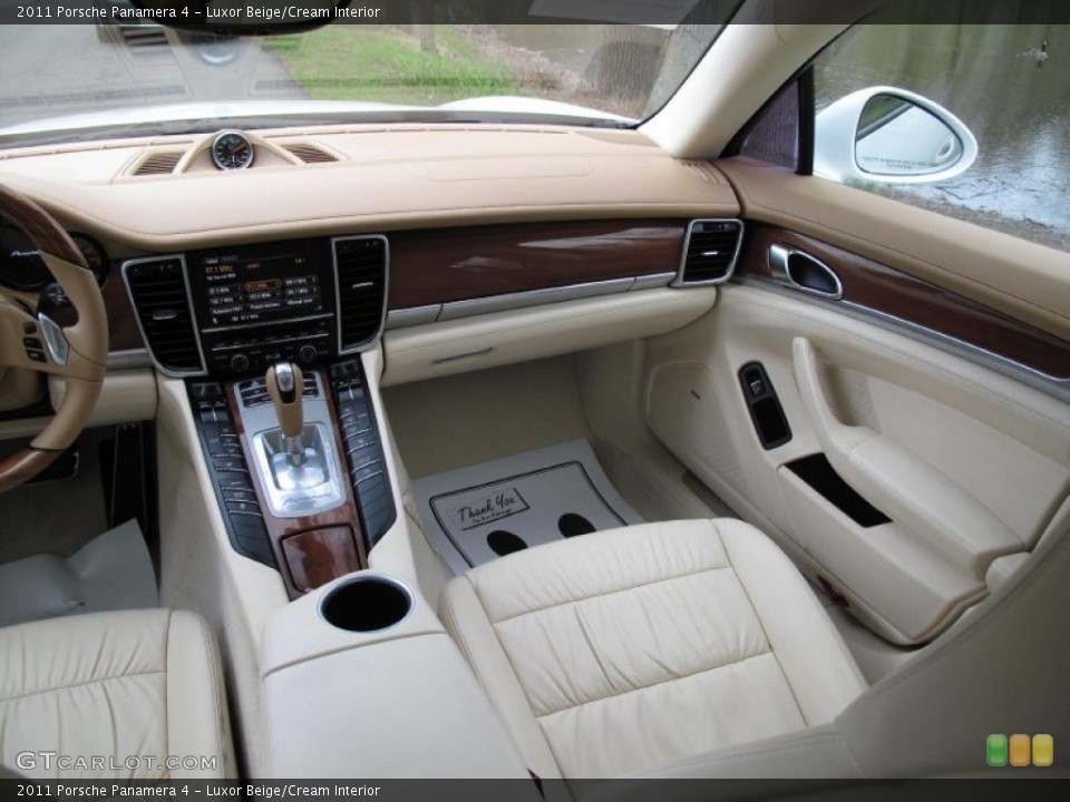 Luxor Beige/Cream Interior Dashboard for the 2011 Porsche Panamera 4 #80181712