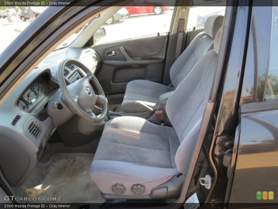 Gray Interior Photo for the 2000 Mazda Protege ES #80183110