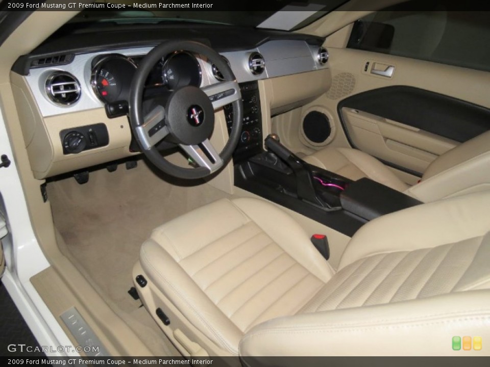 Medium Parchment 2009 Ford Mustang Interiors