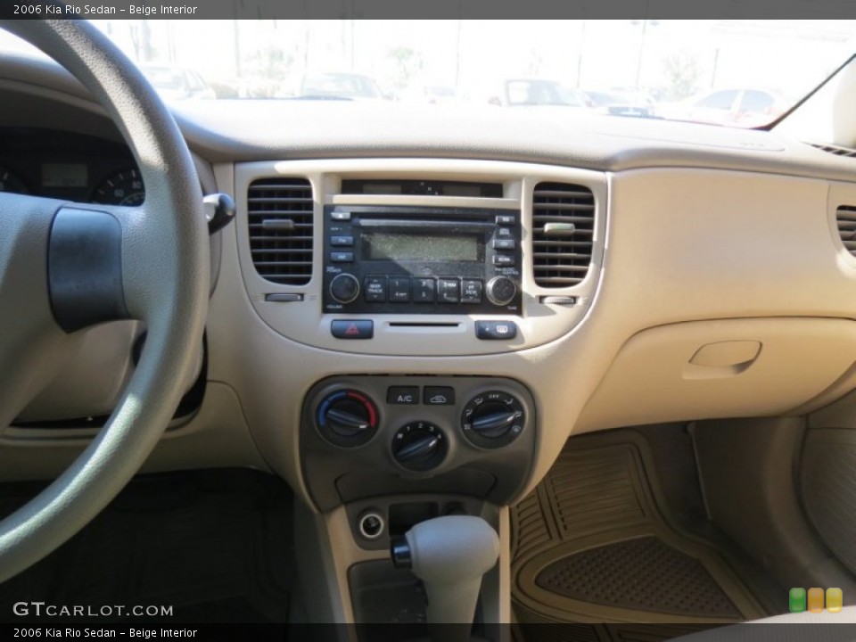Beige Interior Controls for the 2006 Kia Rio Sedan #80186203