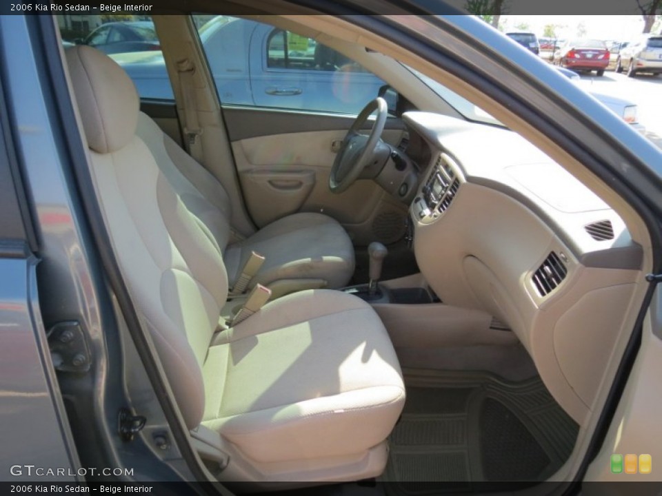 Beige 2006 Kia Rio Interiors