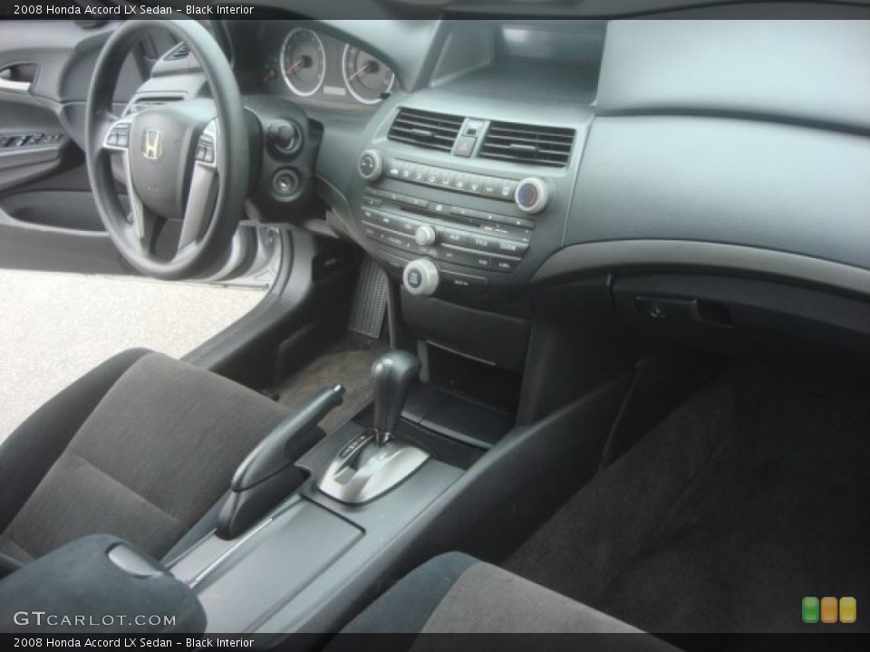 Black Interior Photo for the 2008 Honda Accord LX Sedan #80192623