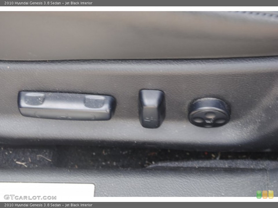 Jet Black Interior Controls for the 2010 Hyundai Genesis 3.8 Sedan #80208805