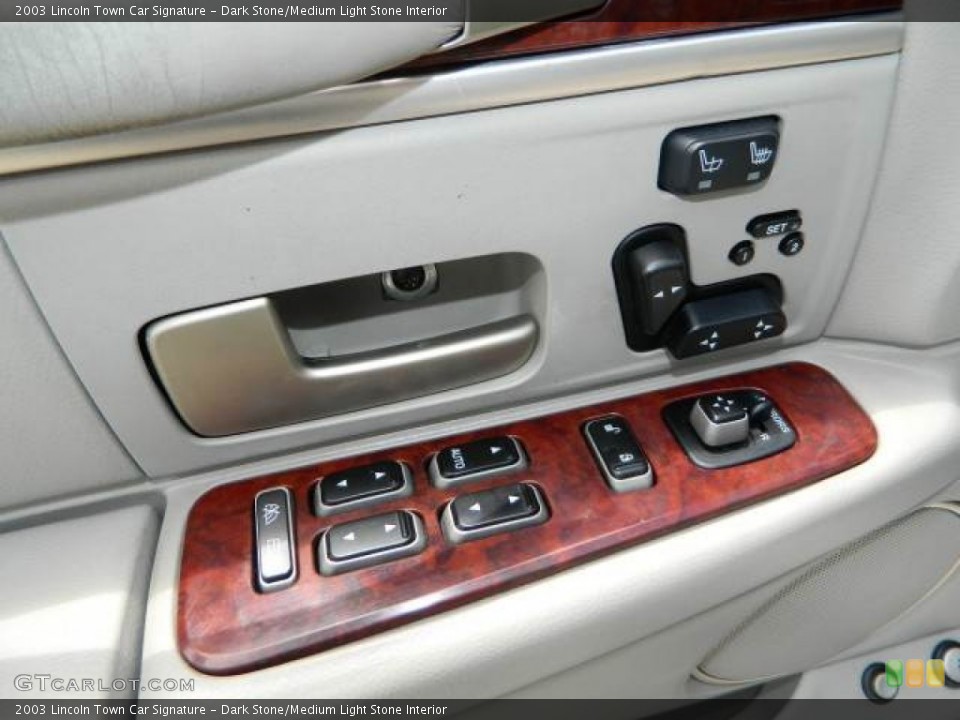 Dark Stone/Medium Light Stone Interior Controls for the 2003 Lincoln Town Car Signature #80208814